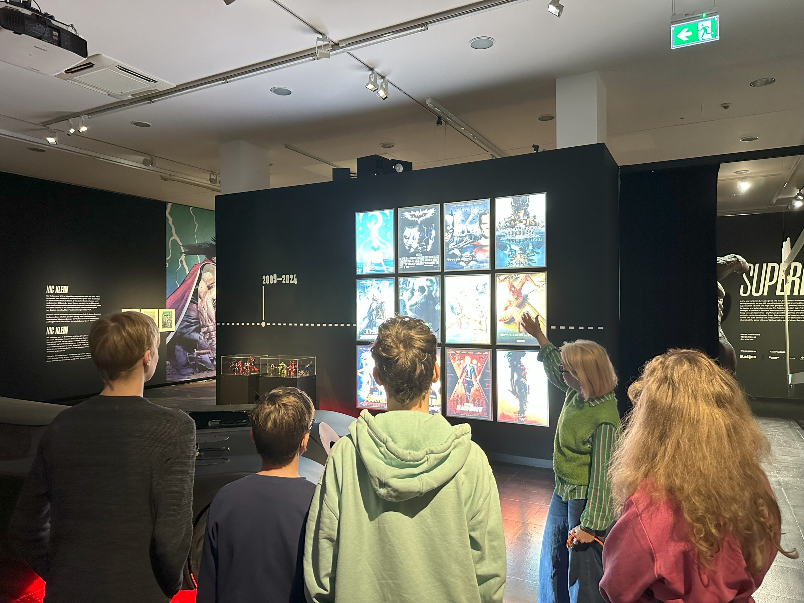 Kreativ, digital und voller Superkräfte: Erfolgreiche MINT-Ferienangebote im Kunstpalast Düsseldorf